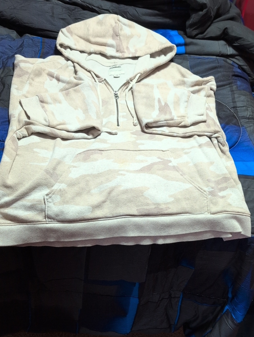 American Eagle Off-White Cozy Pullover Hoodie